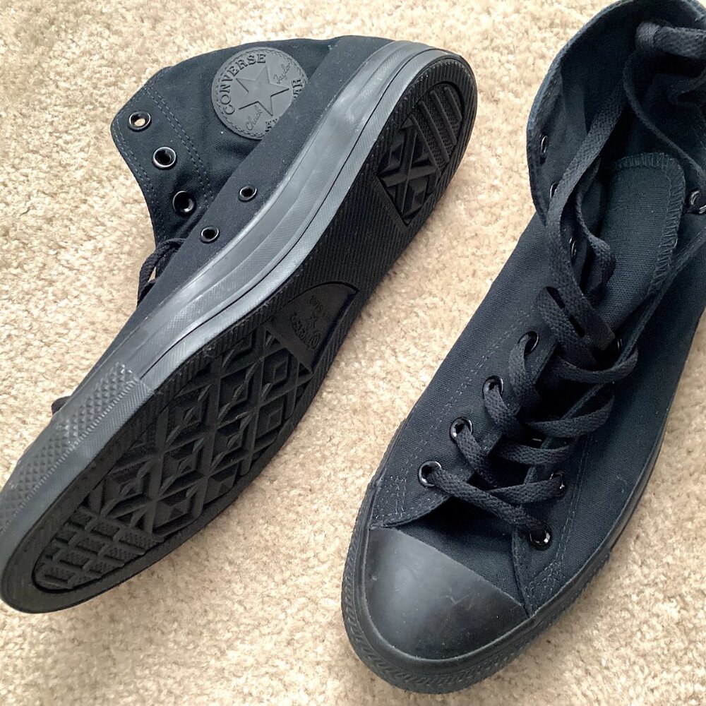 Converse All Black High Top Shoes, New WO Tags, Size 10.5 Men,12.5 Women Unisex - Picture 5 of 5